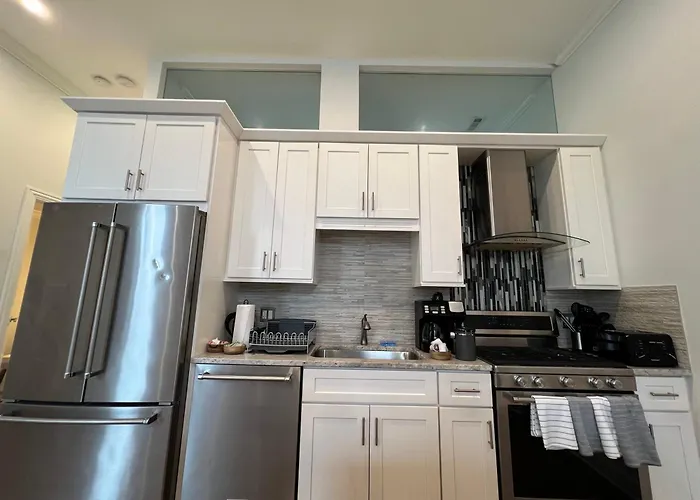 Chic 1 Bedroom W Parking Apartamento